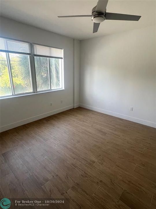 For Rent: $1,750 (1 beds, 1 baths, 398 Square Feet)