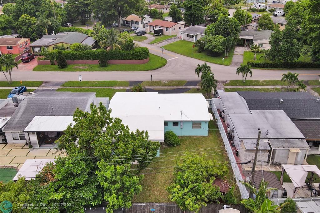 For Sale: $495,000 (3 beds, 2 baths, 1564 Square Feet)