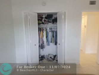 For Sale: $450,000 (2 beds, 2 baths, 1100 Square Feet)