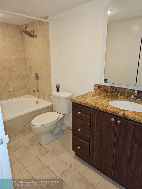 For Rent: $2,200 (1 beds, 1 baths, 1075 Square Feet)