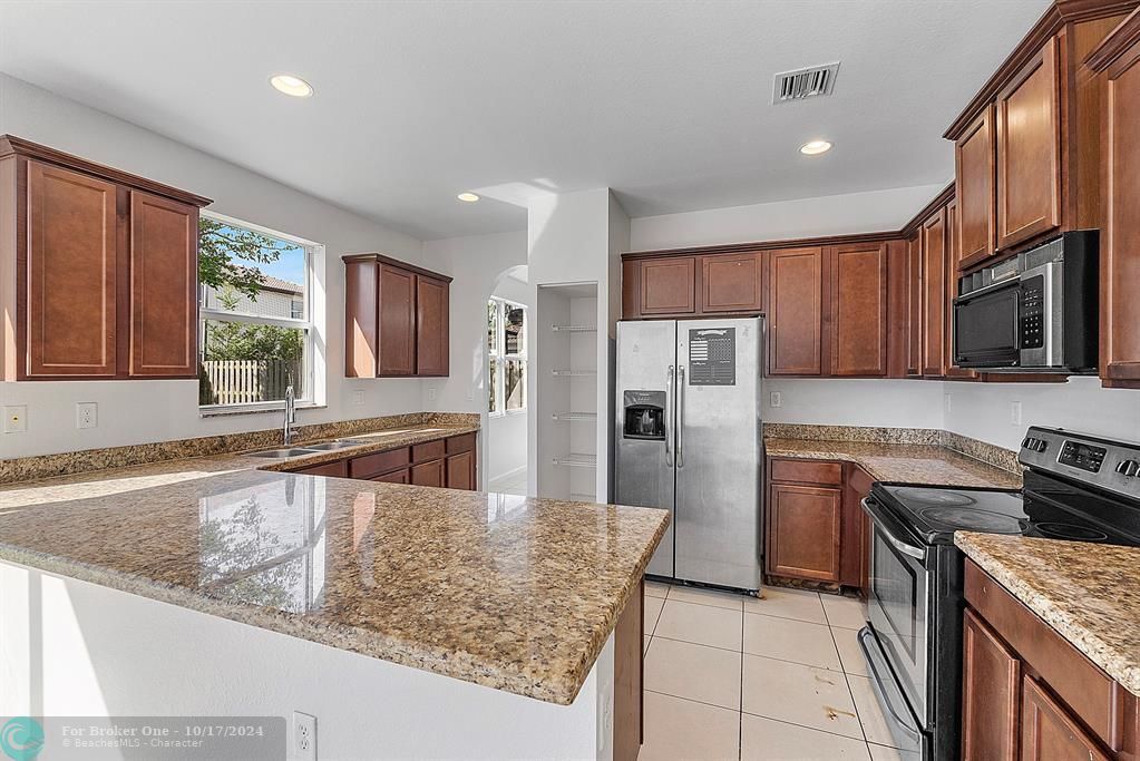 For Sale: $583,900 (4 beds, 2 baths, 2280 Square Feet)