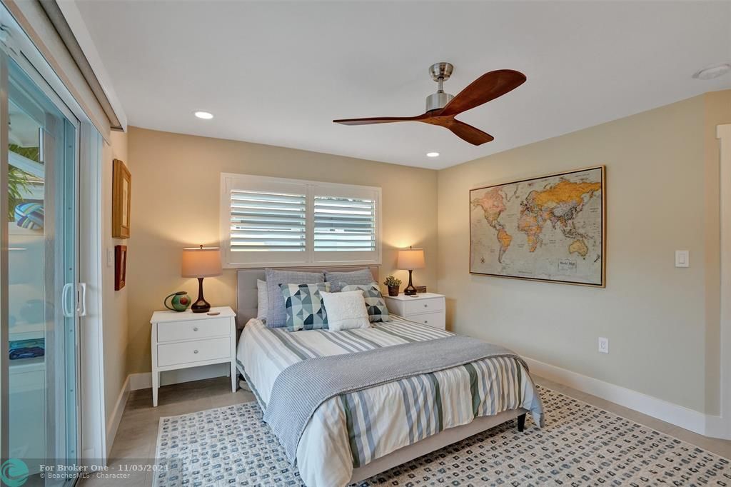 Active With Contract: $1,150,000 (3 beds, 2 baths, 1419 Square Feet)