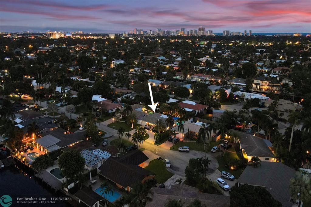 Active With Contract: $1,150,000 (3 beds, 2 baths, 1419 Square Feet)