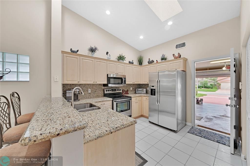 For Sale: $456,000 (3 beds, 2 baths, 2073 Square Feet)