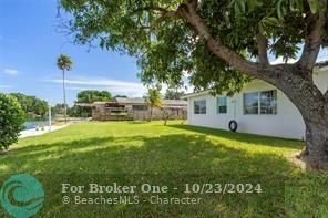 For Sale: $1,250,000 (3 beds, 2 baths, 1519 Square Feet)