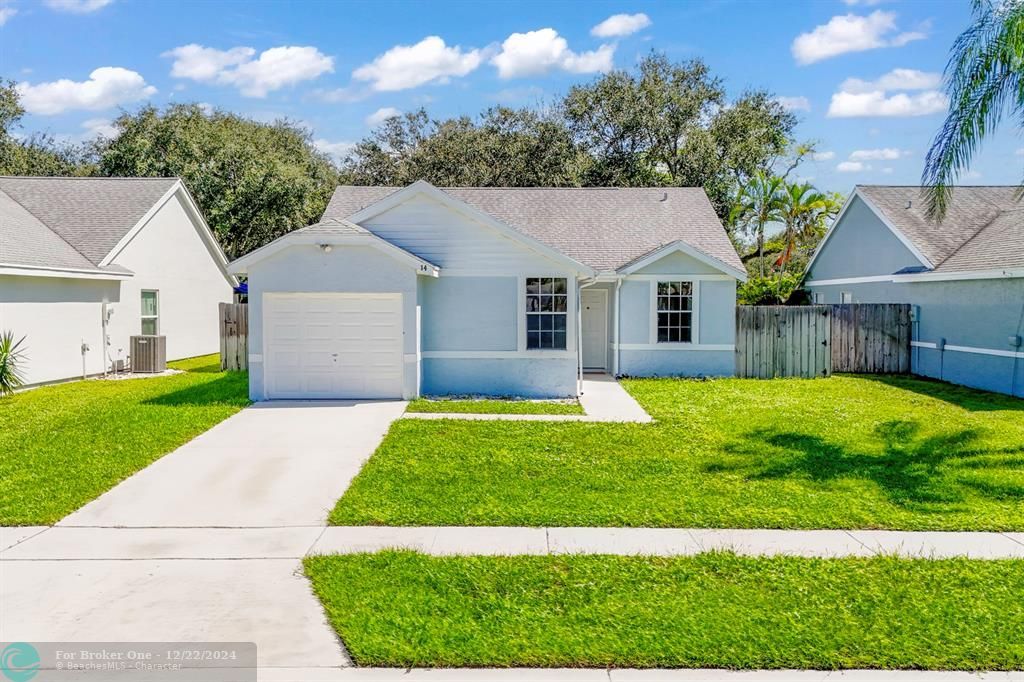 For Sale: $450,000 (3 beds, 2 baths, 1221 Square Feet)