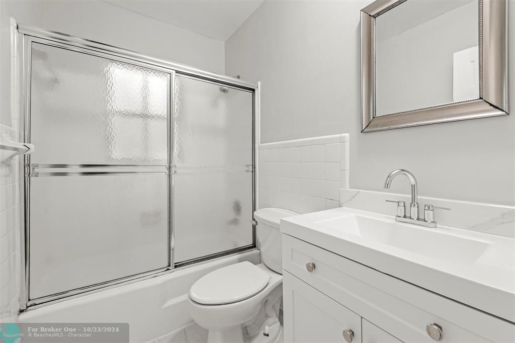 For Sale: $1,500 (1 beds, 1 baths, 675 Square Feet)