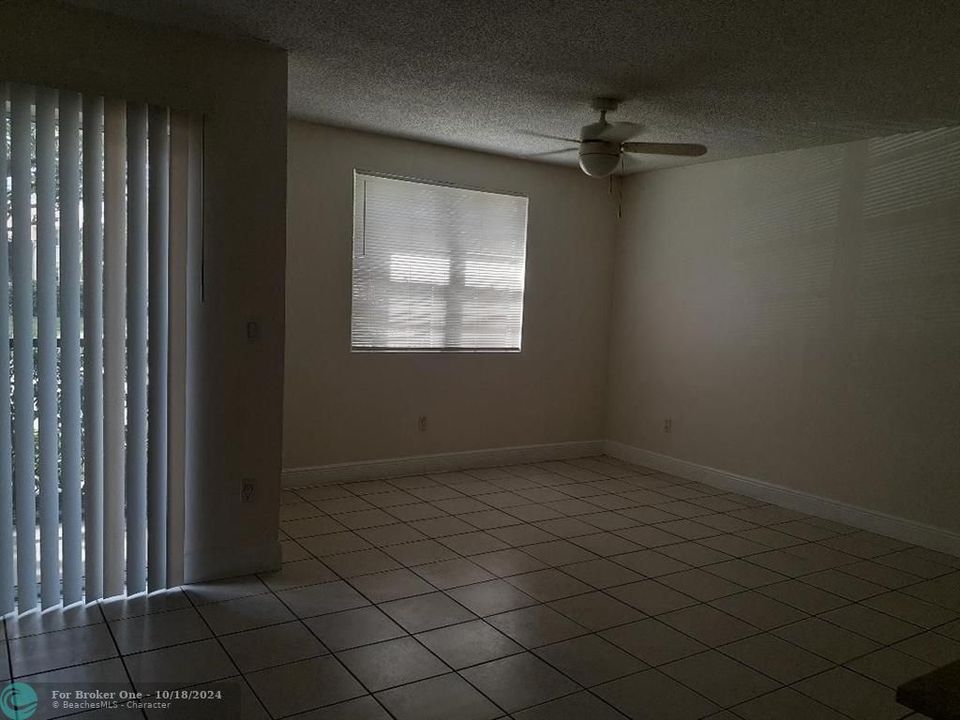 For Rent: $1,675 (1 beds, 0 baths, 785 Square Feet)