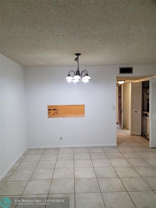 For Rent: $1,600 (1 beds, 1 baths, 790 Square Feet)