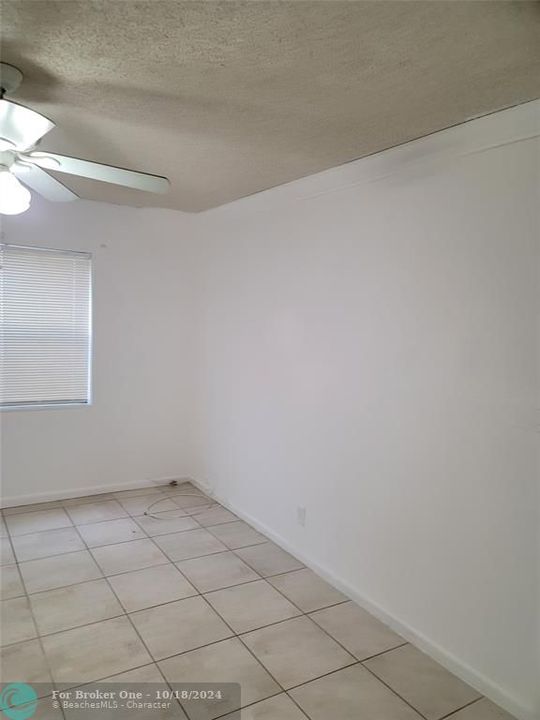 For Rent: $1,600 (1 beds, 1 baths, 790 Square Feet)