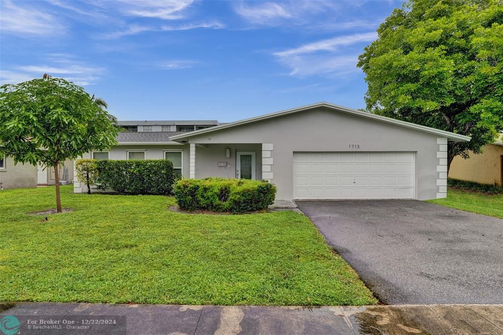 Active With Contract: $615,000 (3 beds, 2 baths, 1872 Square Feet)