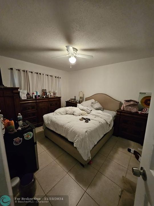 Active With Contract: $1,850 (2 beds, 1 baths, 773 Square Feet)