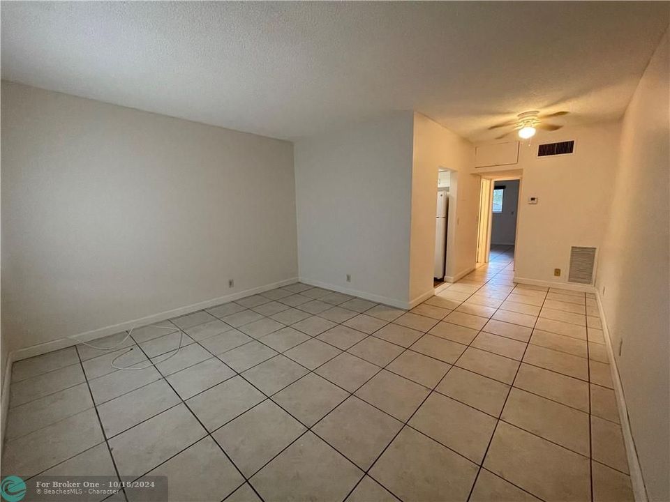 For Rent: $1,500 (1 beds, 1 baths, 600 Square Feet)