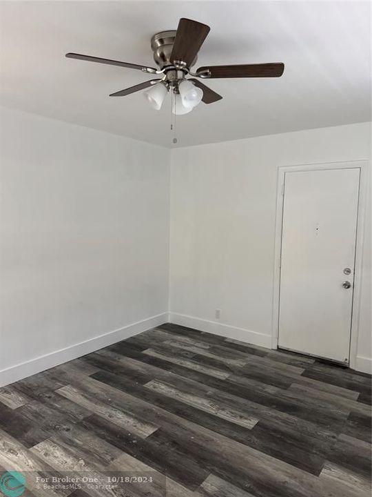 For Rent: $2,695 (3 beds, 2 baths, 1405 Square Feet)