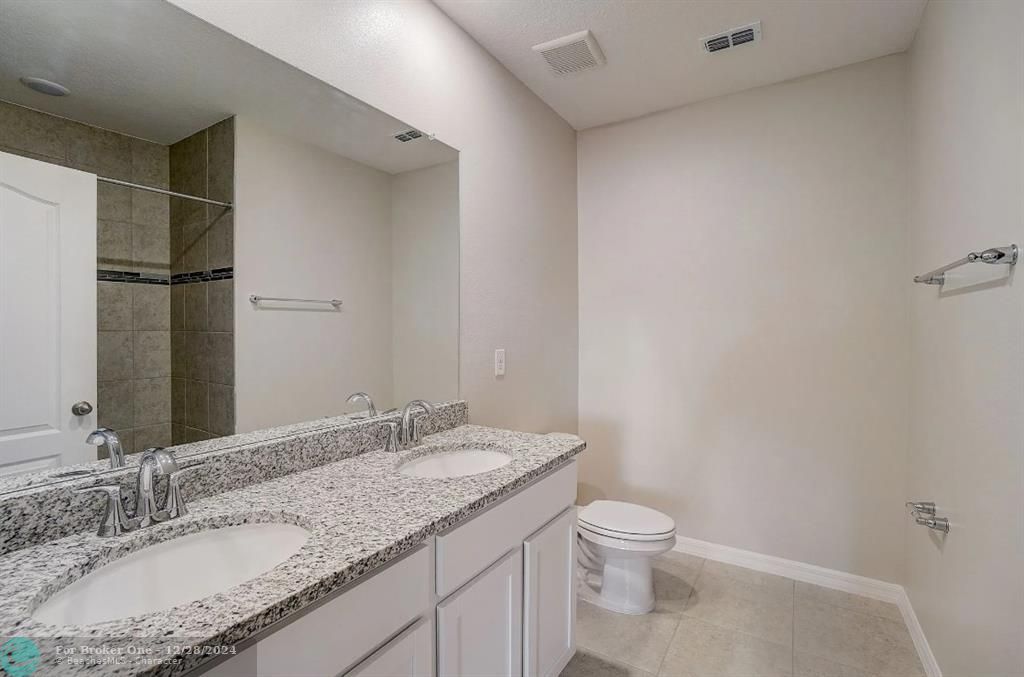 Active With Contract: $269,990 (3 beds, 2 baths, 1443 Square Feet)