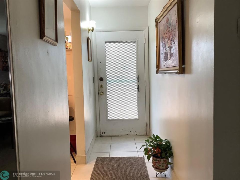 En Venta: $142,000 (2 camas, 2 baños, 982 Pies cuadrados)