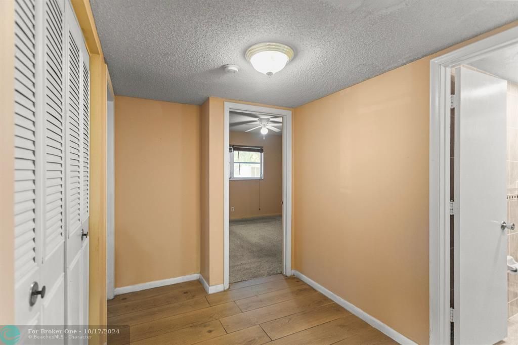 For Sale: $124,000 (2 beds, 2 baths, 1296 Square Feet)