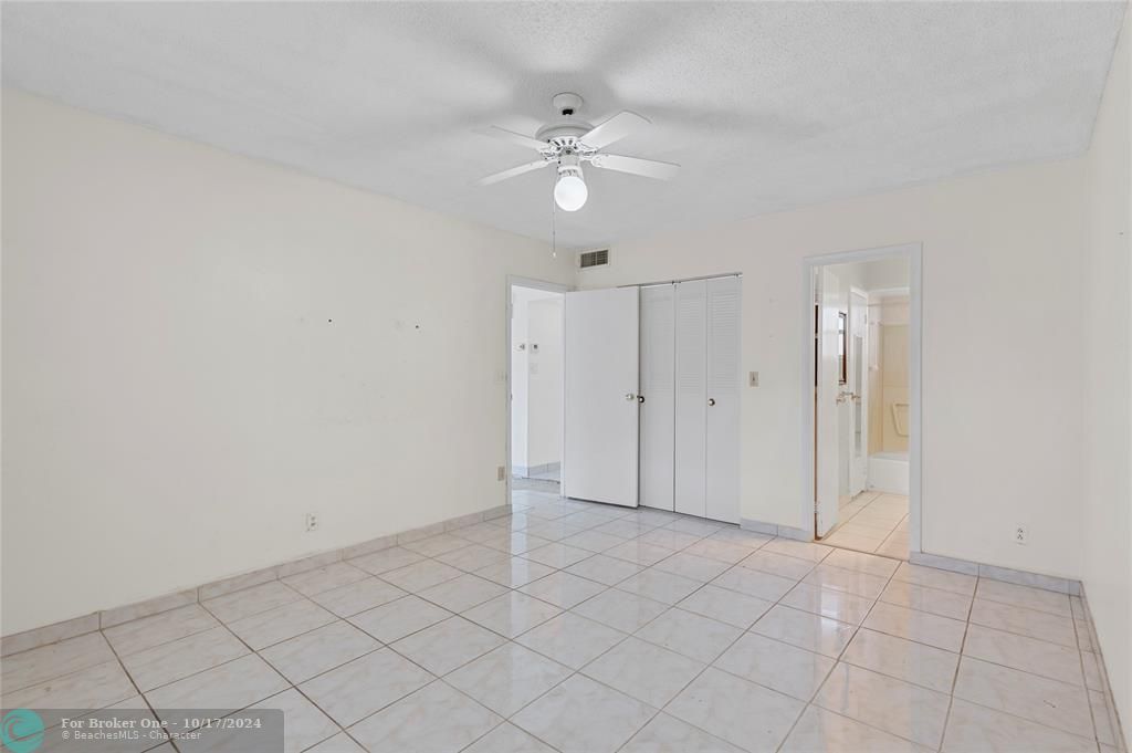 For Sale: $84,900 (1 beds, 1 baths, 684 Square Feet)