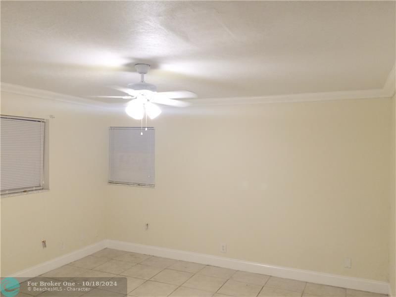 For Rent: $3,500 (4 beds, 2 baths, 1620 Square Feet)