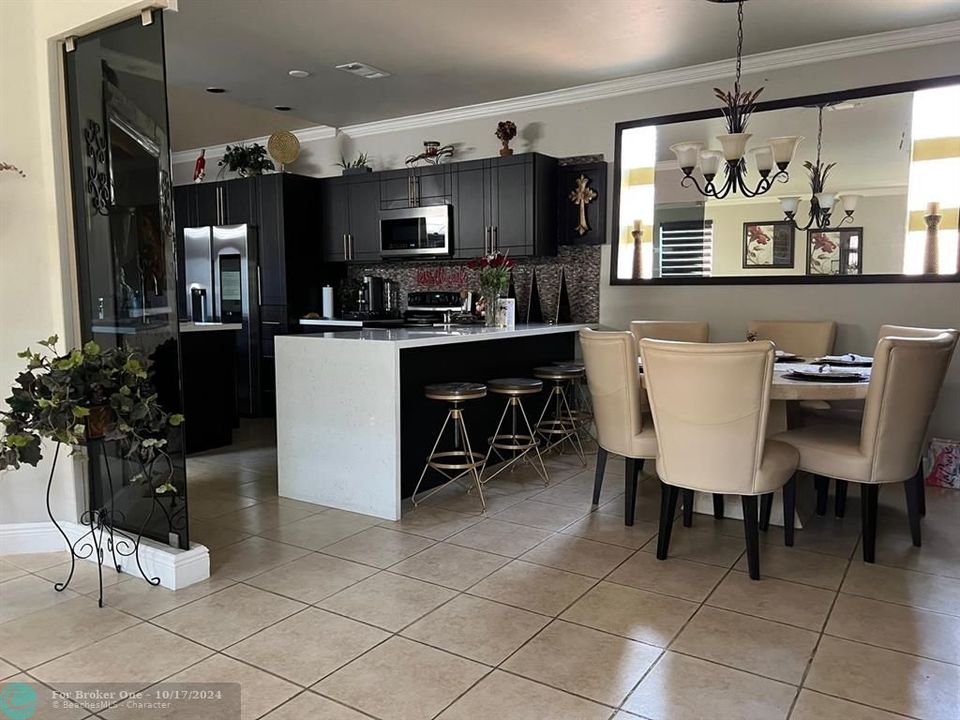 En Venta: $750,000 (3 camas, 2 baños, 1568 Pies cuadrados)