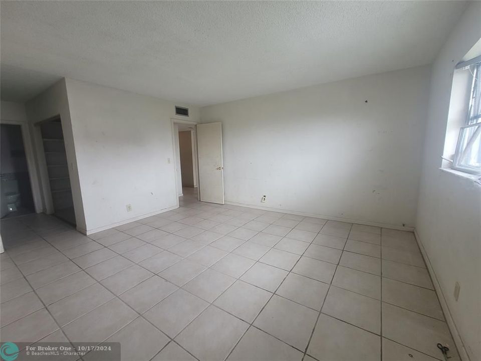 En Venta: $69,900 (1 camas, 1 baños, 959 Pies cuadrados)