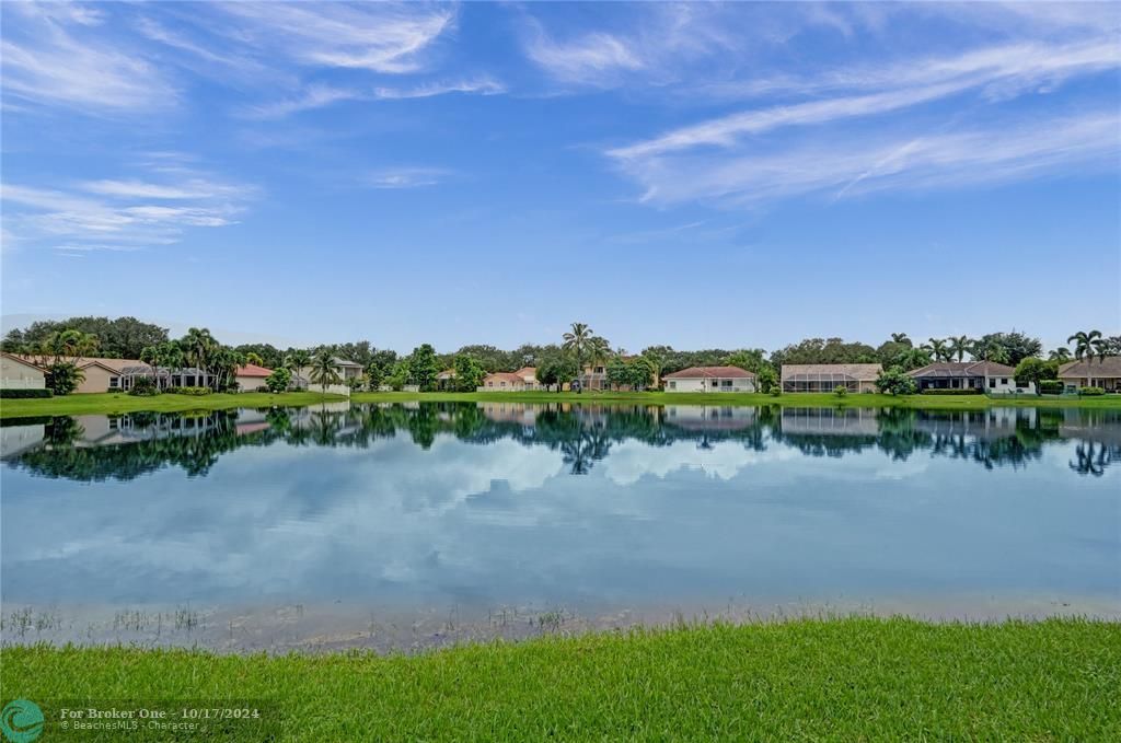 For Sale: $865,000 (4 beds, 2 baths, 2079 Square Feet)