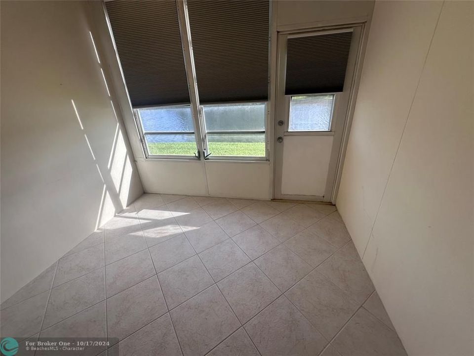 En Venta: $278,000 (2 camas, 2 baños, 1130 Pies cuadrados)