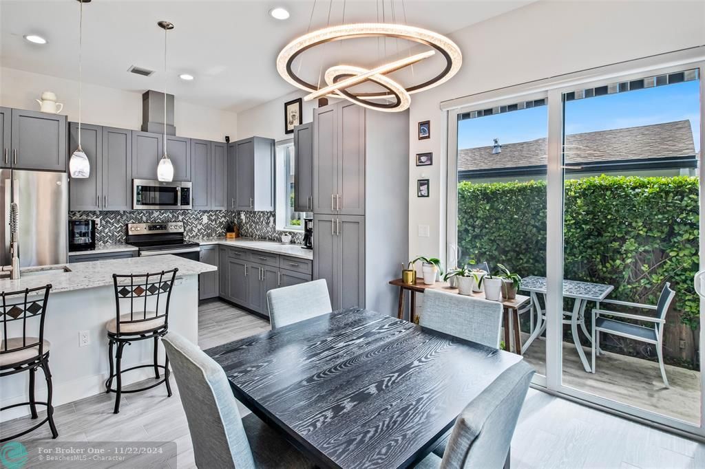 Active With Contract: $674,900 (3 beds, 2 baths, 1583 Square Feet)