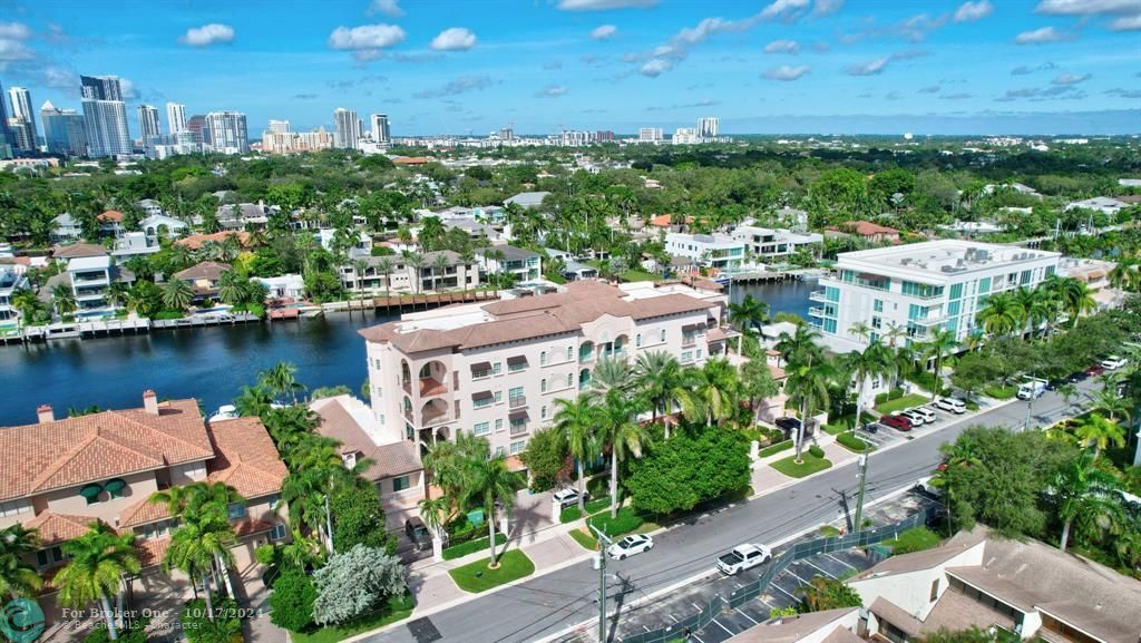 For Sale: $1,450,000 (3 beds, 3 baths, 2320 Square Feet)