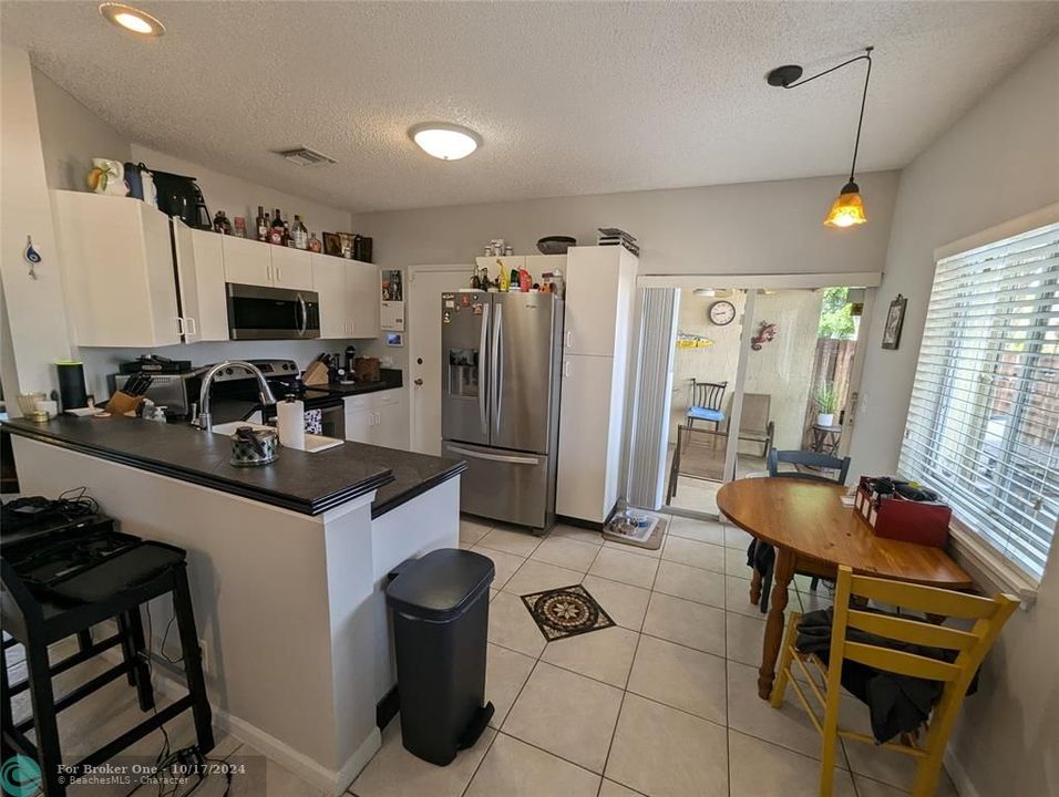 For Sale: $469,900 (3 beds, 2 baths, 1496 Square Feet)