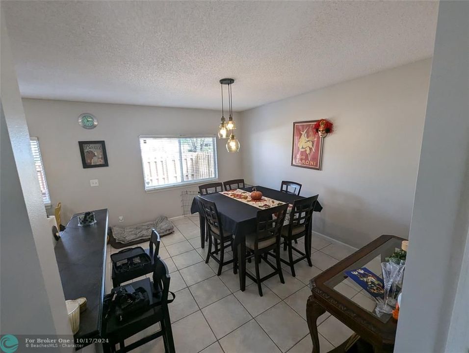 For Sale: $469,900 (3 beds, 2 baths, 1496 Square Feet)