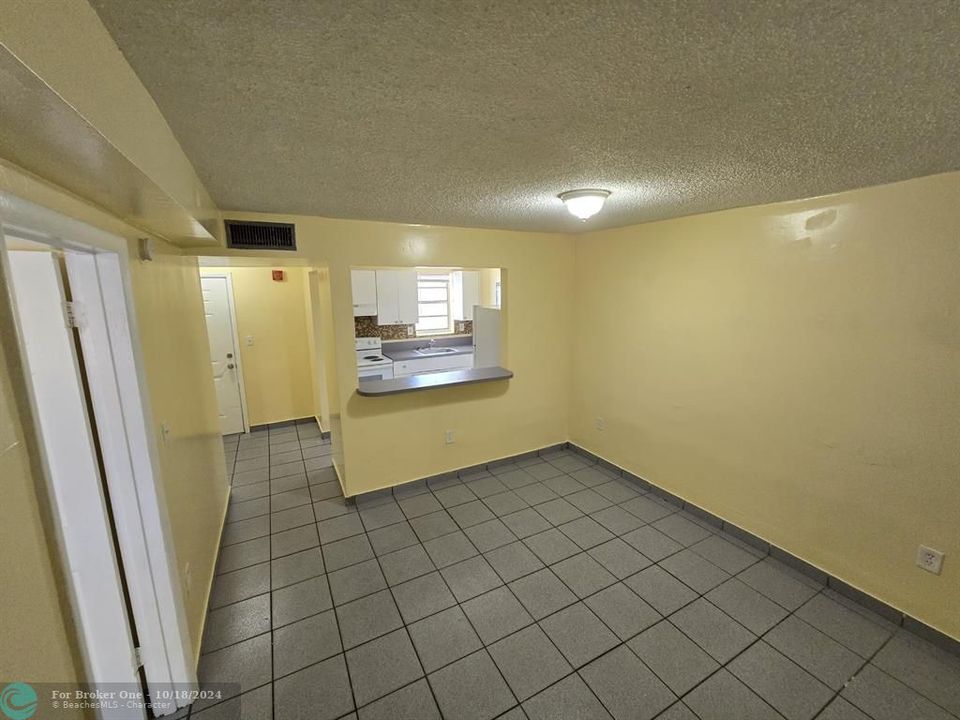 For Rent: $1,800 (2 beds, 1 baths, 0 Square Feet)