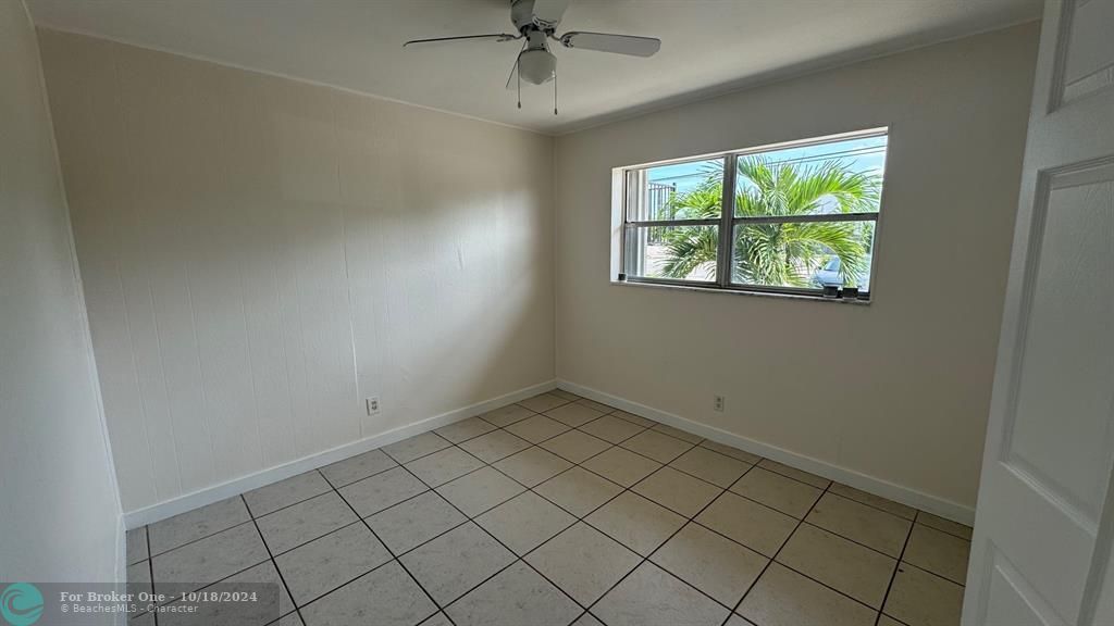 For Rent: $2,100 (2 beds, 2 baths, 800 Square Feet)