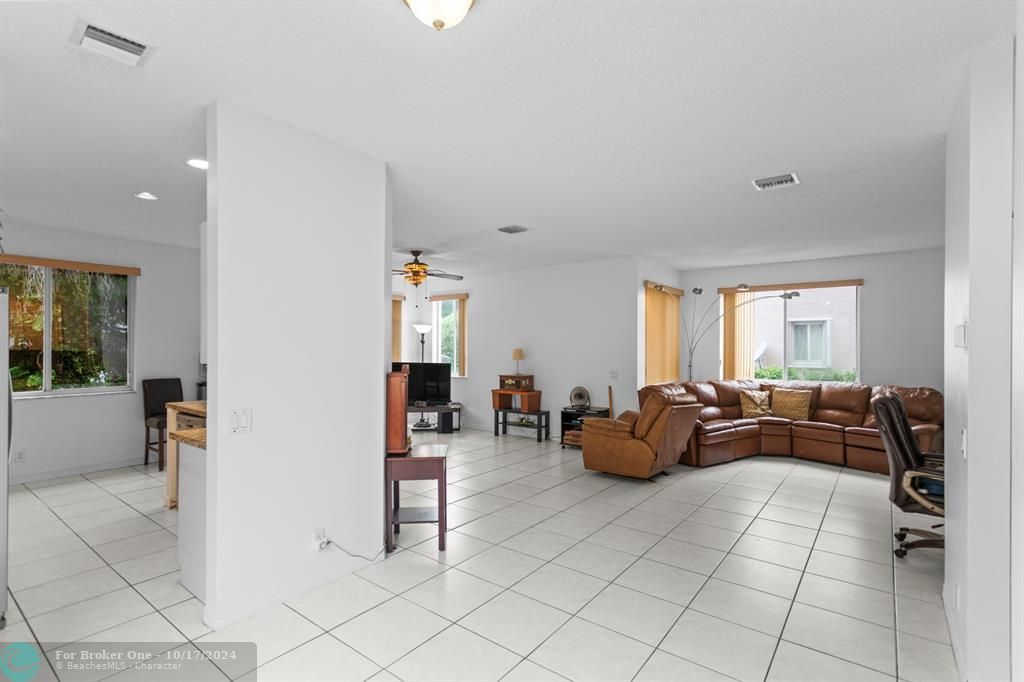 For Sale: $729,000 (4 beds, 2 baths, 1802 Square Feet)