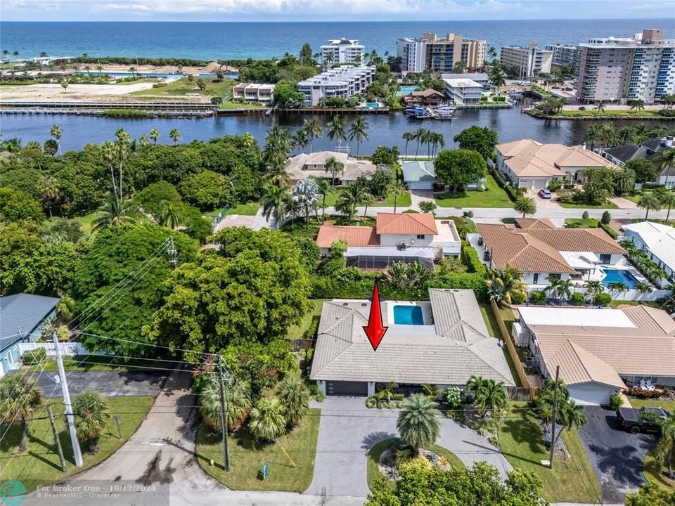 For Sale: $1,399,000 (3 beds, 2 baths, 2478 Square Feet)