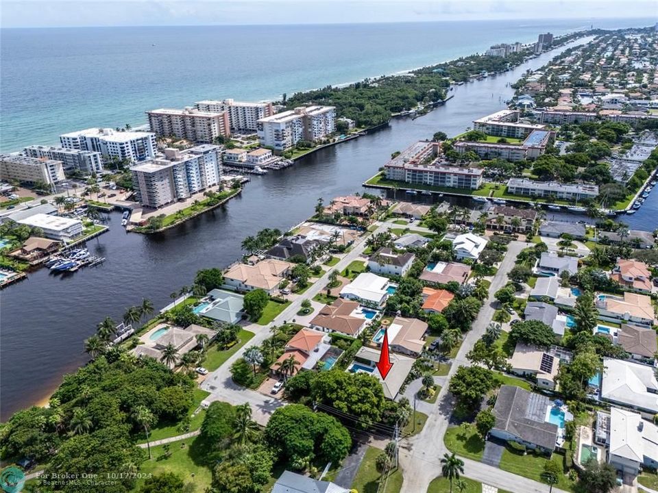 For Sale: $1,399,000 (3 beds, 2 baths, 2478 Square Feet)