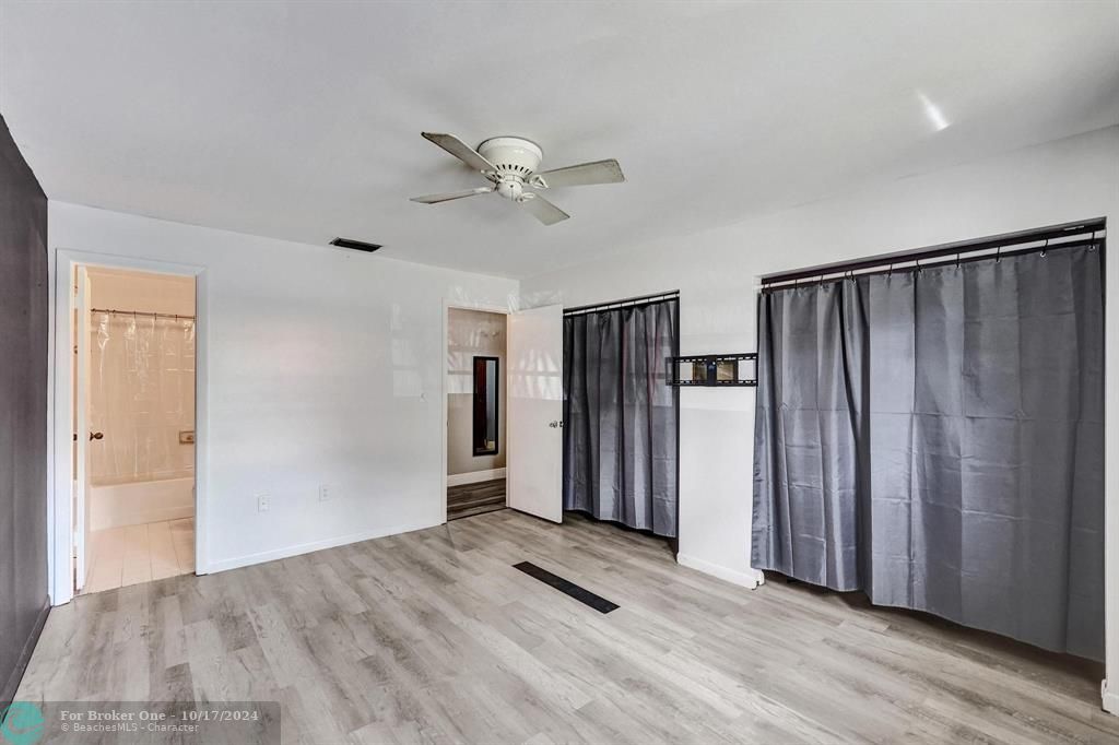 For Sale: $429,000 (3 beds, 2 baths, 1220 Square Feet)