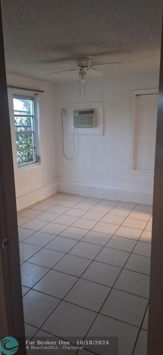 For Sale: $2,000 (2 beds, 1 baths, 2578 Square Feet)