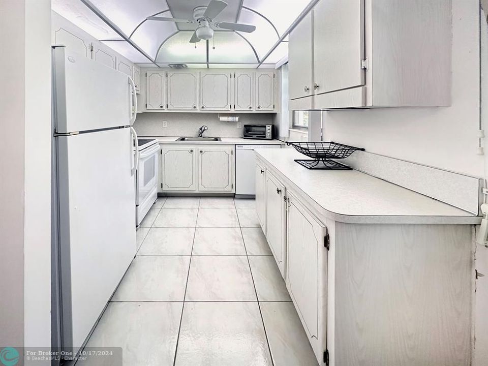 En Venta: $189,900 (2 camas, 1 baños, 828 Pies cuadrados)