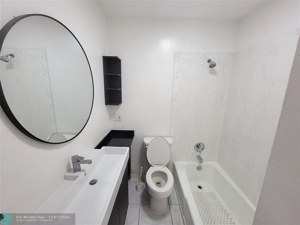 For Sale: $2,495 (2 beds, 2 baths, 1050 Square Feet)