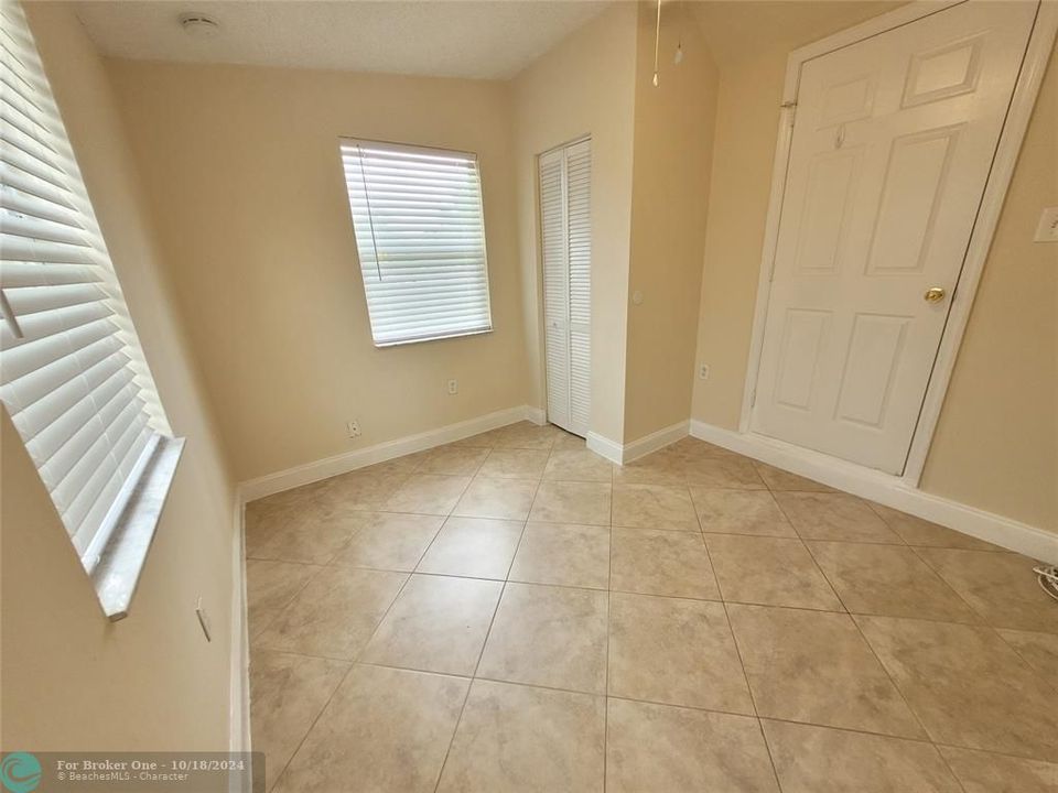 For Rent: $3,200 (3 beds, 2 baths, 1338 Square Feet)