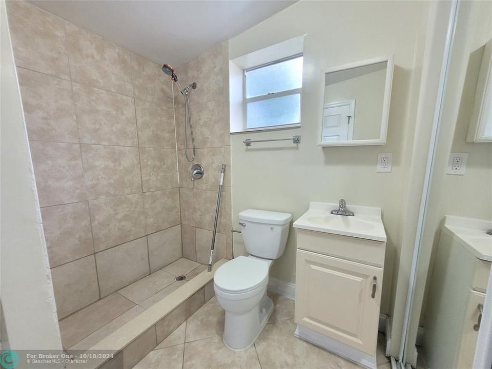 For Rent: $3,200 (3 beds, 2 baths, 1338 Square Feet)