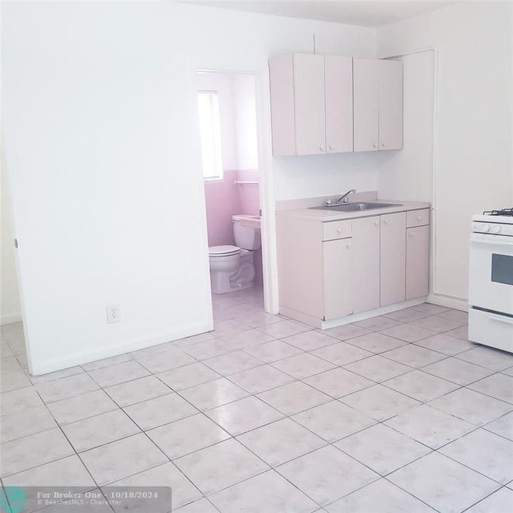 For Rent: $1,500 (0 beds, 1 baths, 0 Square Feet)