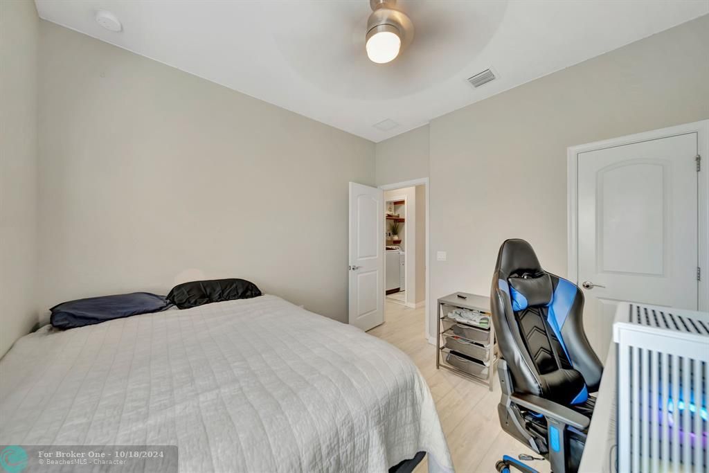 For Sale: $529,900 (3 beds, 2 baths, 1909 Square Feet)