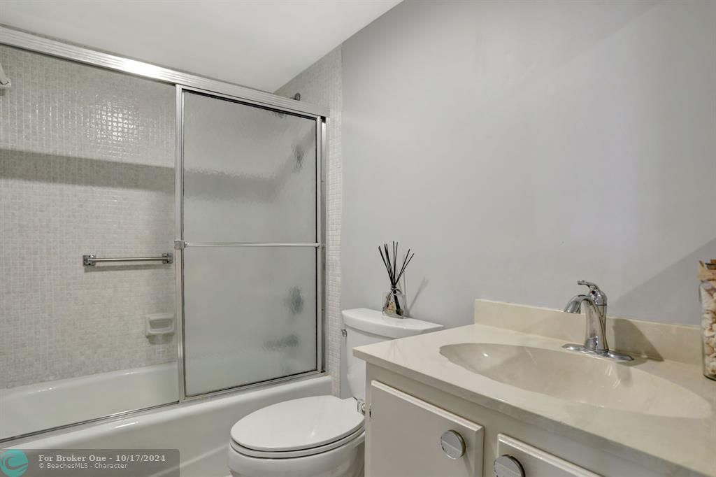 For Sale: $349,000 (3 beds, 2 baths, 1620 Square Feet)