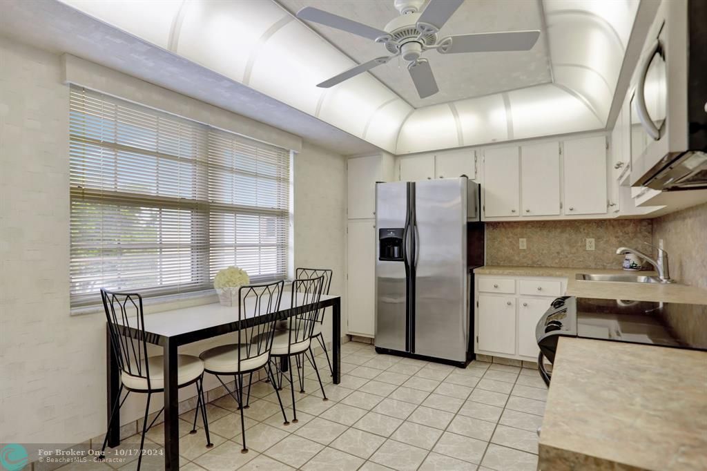 For Sale: $349,000 (3 beds, 2 baths, 1620 Square Feet)