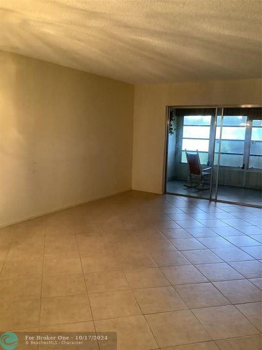 En Venta: $125,000 (2 camas, 2 baños, 930 Pies cuadrados)