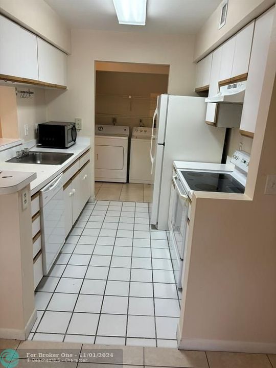 For Rent: $2,000 (2 beds, 2 baths, 850 Square Feet)