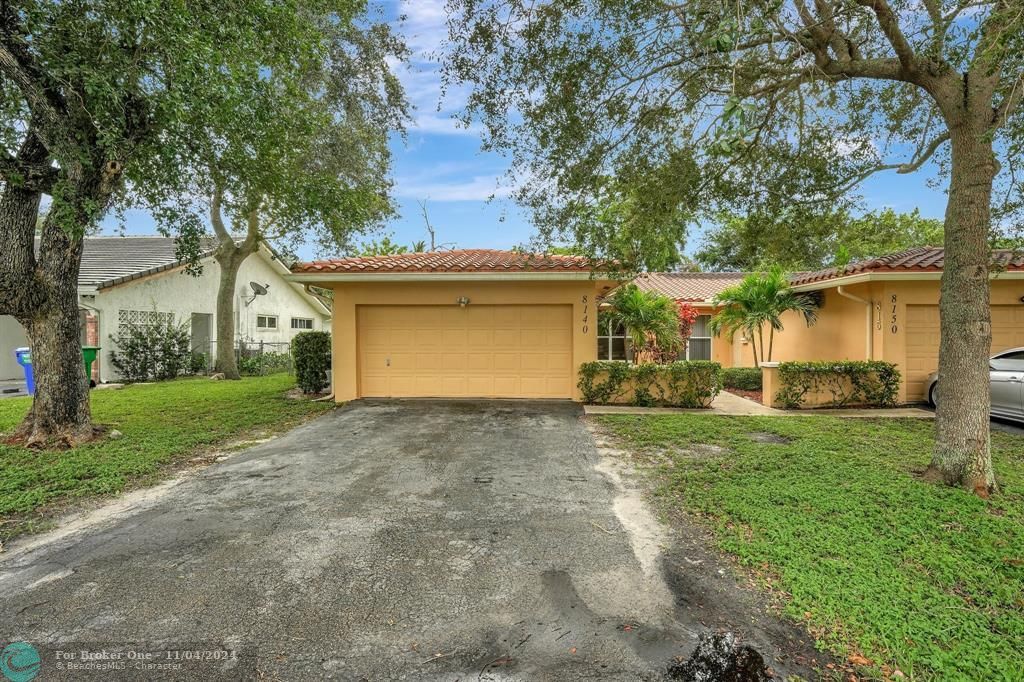 Active With Contract: $470,000 (3 beds, 2 baths, 1312 Square Feet)