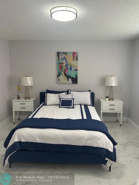 For Rent: $1,800 (1 beds, 1 baths, 750 Square Feet)